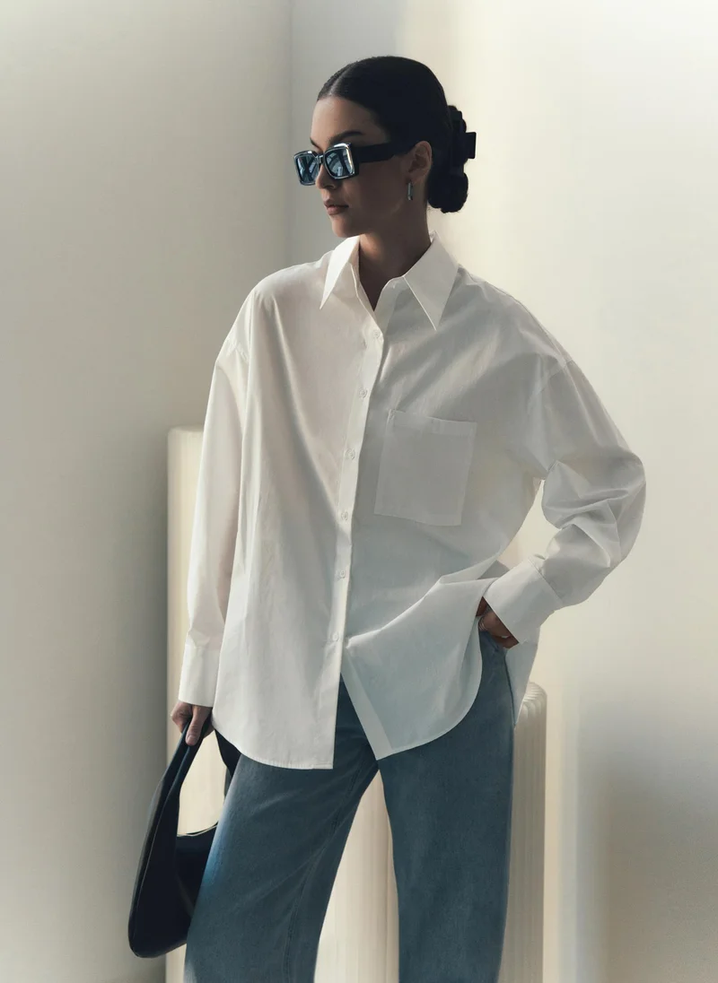 Lichi Oversized straight t-shirt with a chest pocket